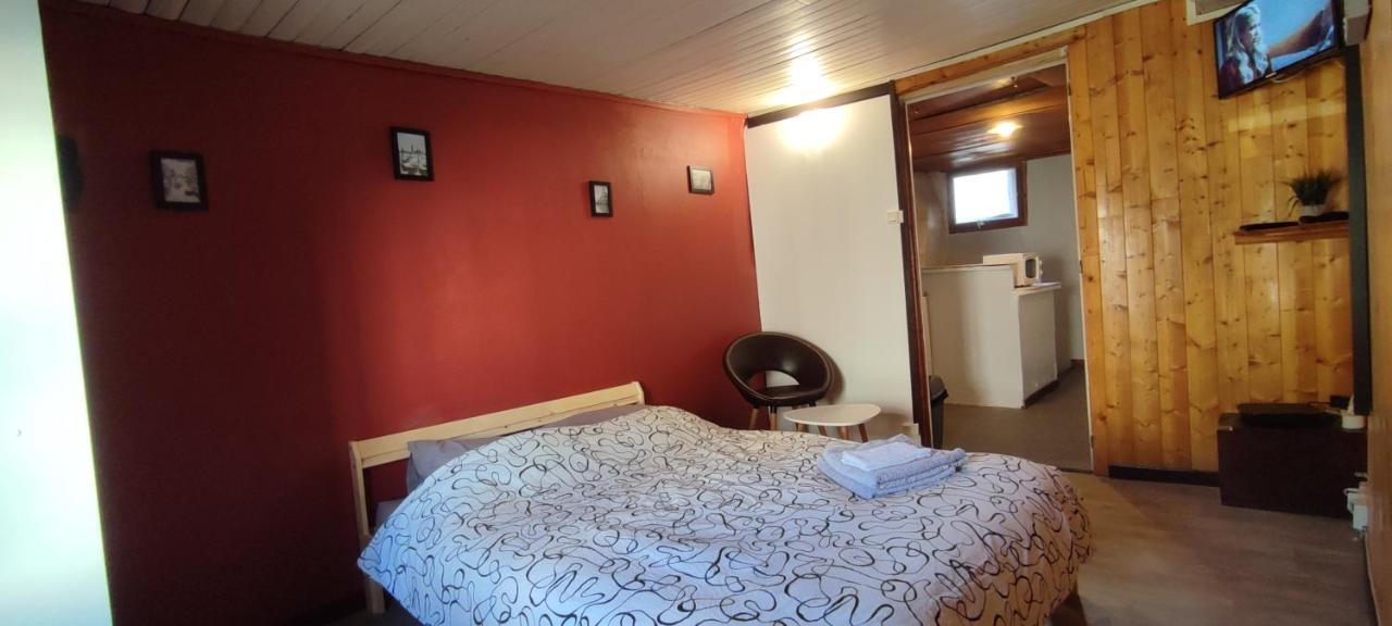 Studio Hypercentre A 2 Pas De La Gare. Appart N°3 Ажен Екстер'єр фото